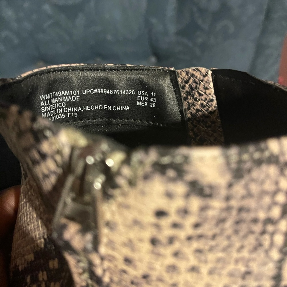 Snakeskin booties - Picture 3 of 4